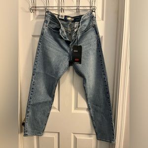 Women’s Levi “wedgie” jeans
